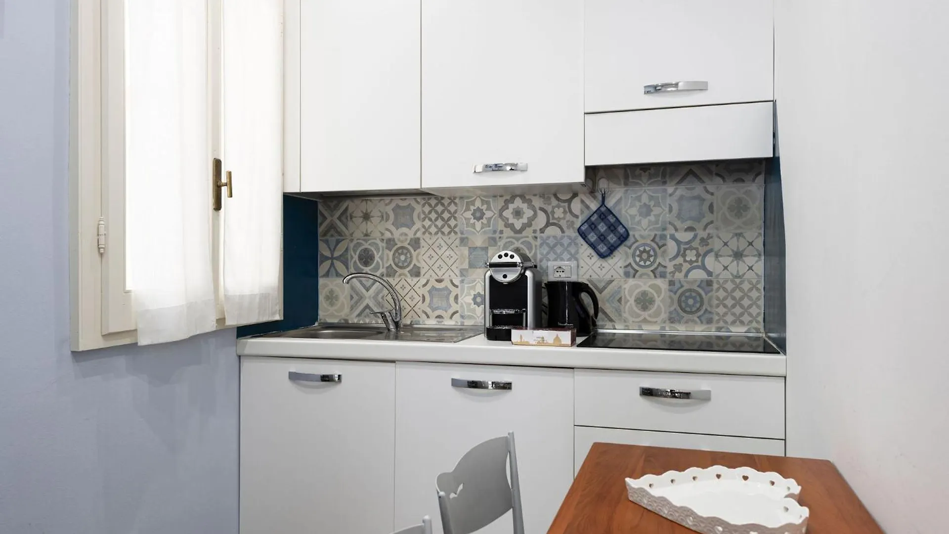 Apartment Unyca - La Dolce Vita Firenze Italy